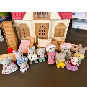 Sylvanian Families Red Roof House Calico Critters House Cozy Cottage Figures Lot